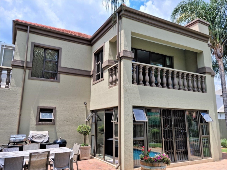 5 Bedroom Property for Sale in Melodie North West